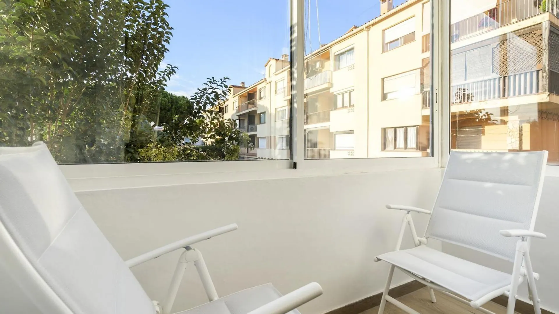 Welcs Apartamento 196 Emp Frente Al Mar Empuriabrava Spain